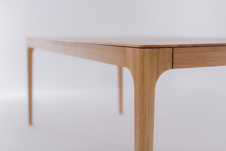 Table de salle à manger à rallonge en bois massif CREATIV | KARPIS