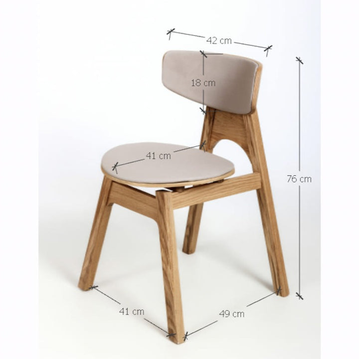 VESKOR Chaise rembourrée en chêne massif de la collection Frida Meubles nordiques au design moderne Mobel.Store