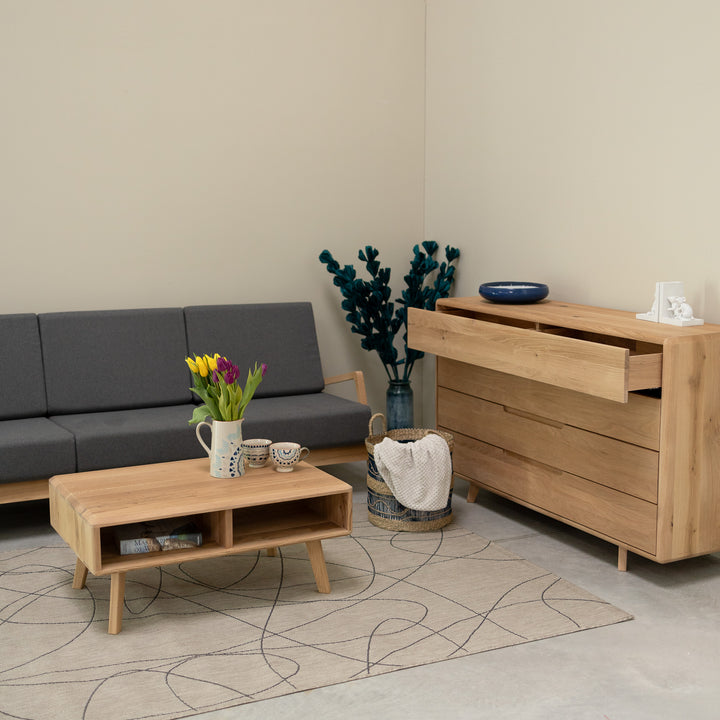 Commode en bois massif veskor 4.2