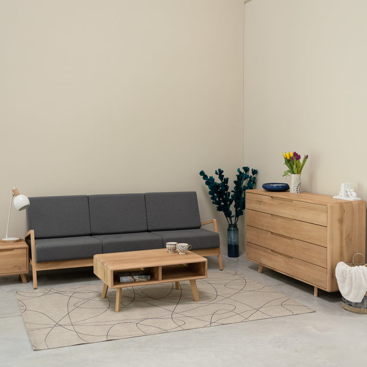 Commode en bois massif veskor 4.2