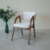 Chaises en bois couleur noyer