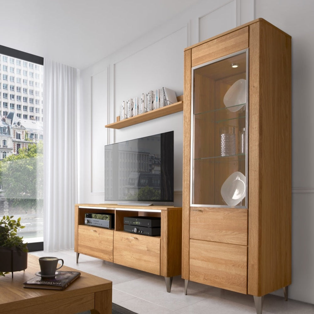 VESKOR Meubles en chêne massif de la collection Latina. Meubles nordiques au design moderne.