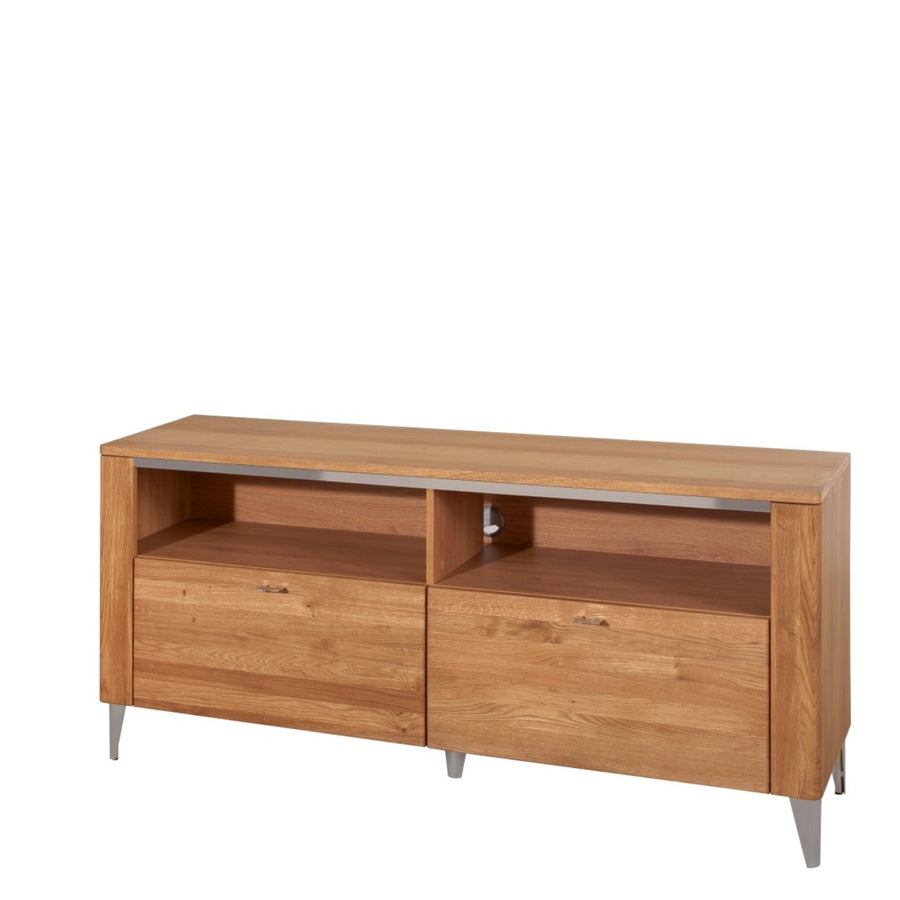 Meuble TV VESKOR en chêne massif de la collection Latina. Meubles nordiques au design moderne.