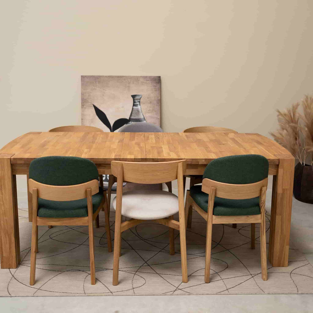 4 styles de chaises pour votre salle à manger - Mobel.store