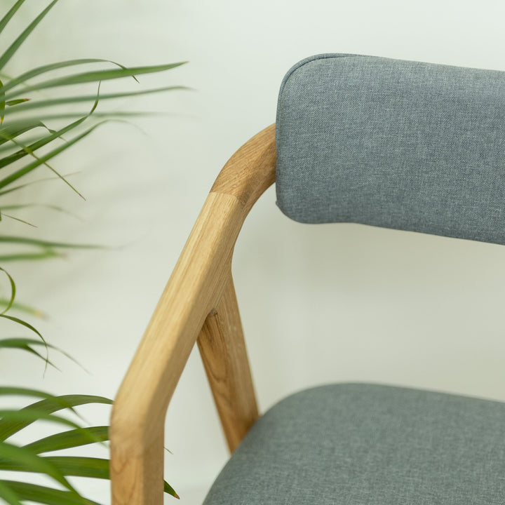 Lot de 2 ou 4 chaises de salle à manger rembourrées en chêne massif Soho | VESKOR