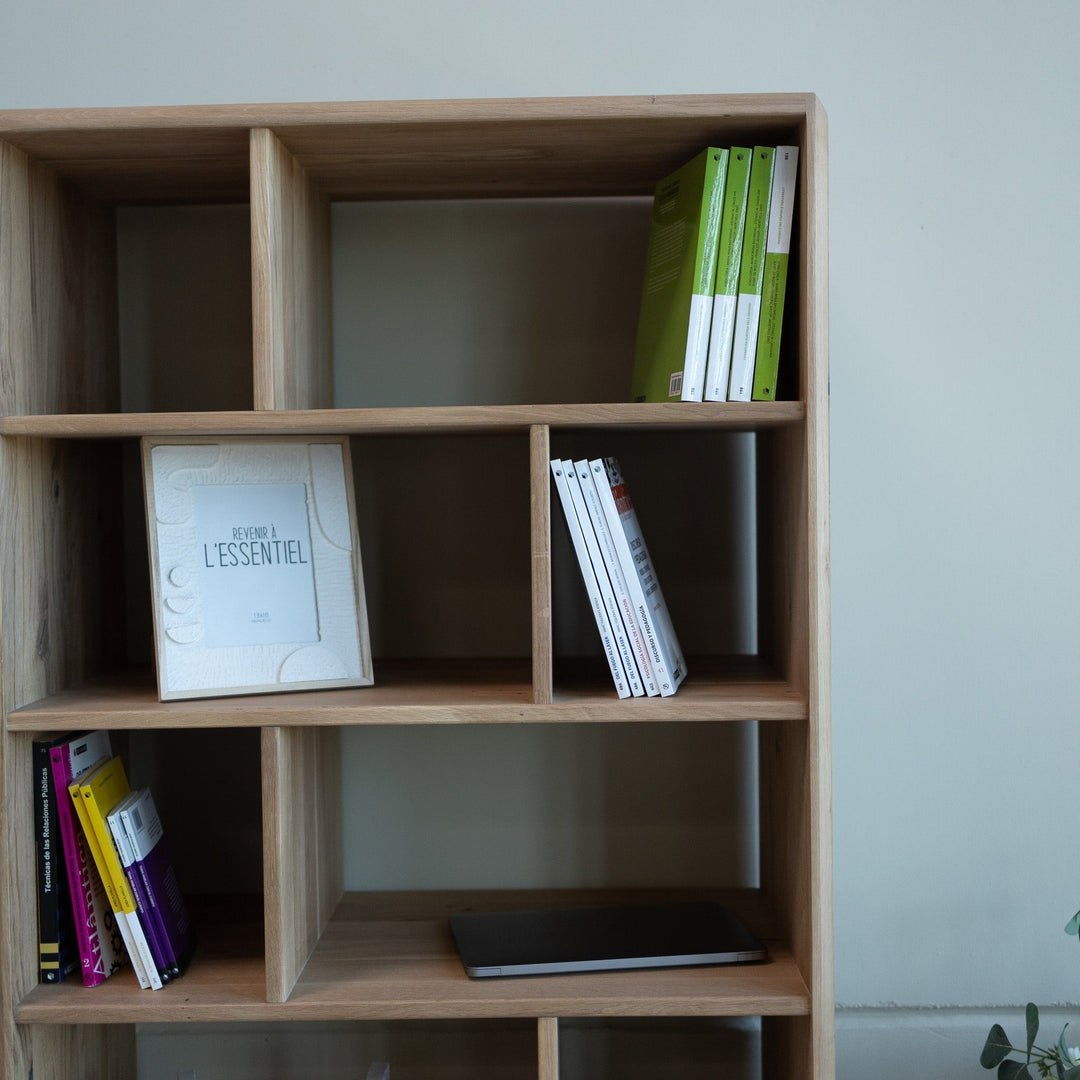 Bibliothèque en bois massif SUÈDE 1, 80 x 42 x 180 cm. | VESKOR