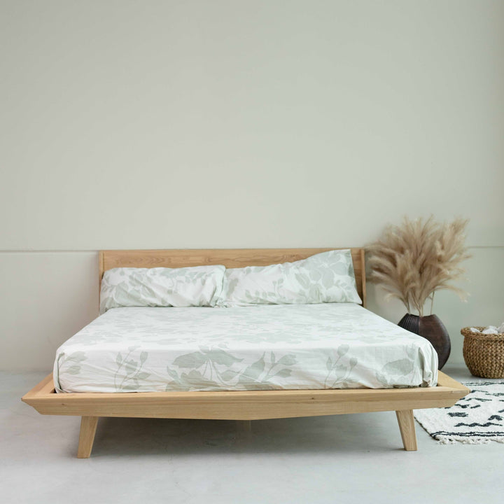 Lit double en chêne massif MALMO | VESKOR