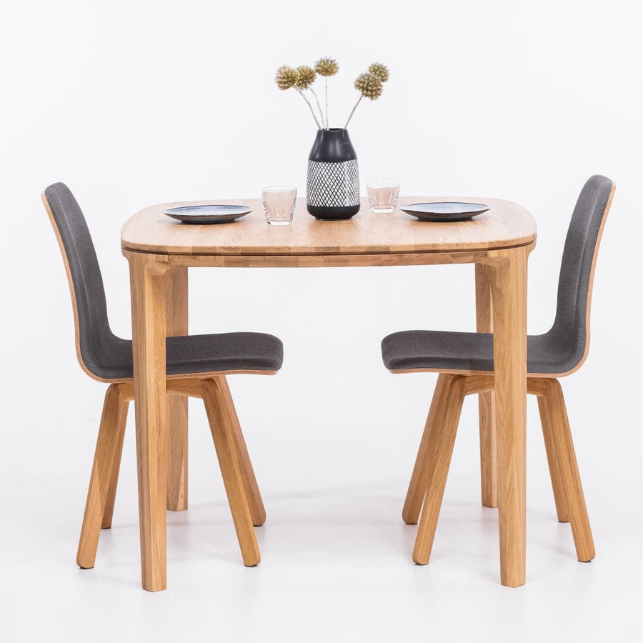 VESKOR table en hêtre massif collection Ikona meubles modernes nordiques