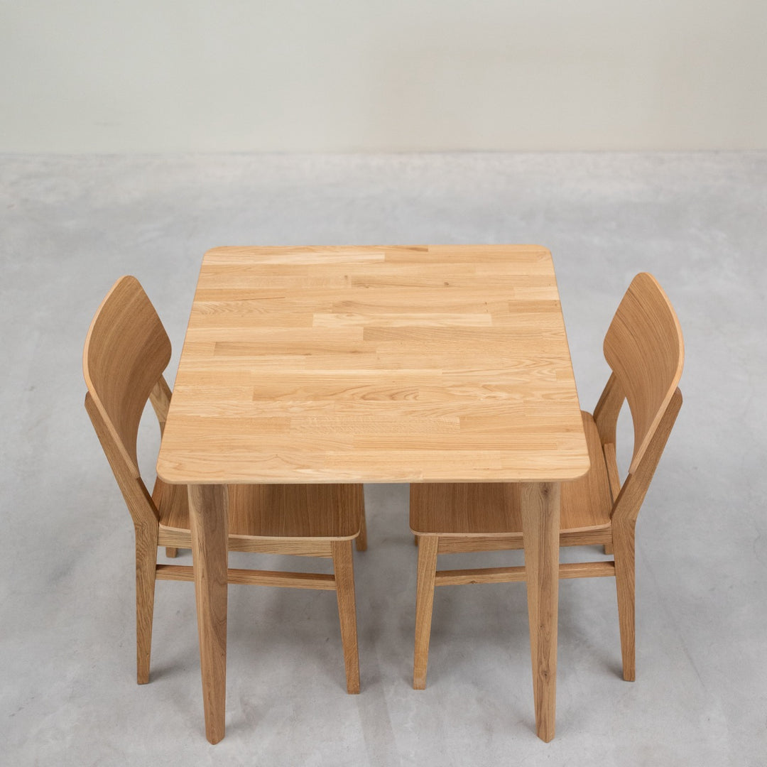 VESKOR Table de salle à manger carrée en chêne massif GUSTAF