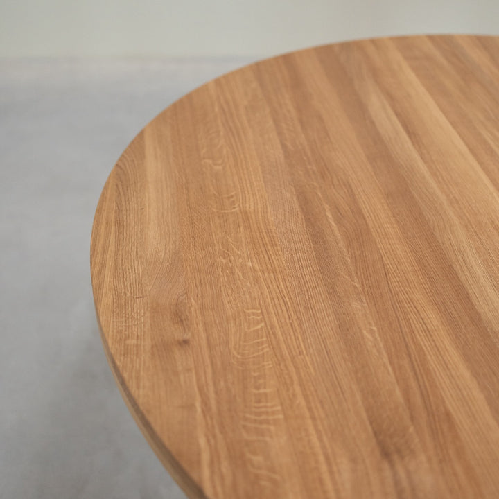 VESKOR Table de salle à manger ronde à rallonge en chêne massif LEA
