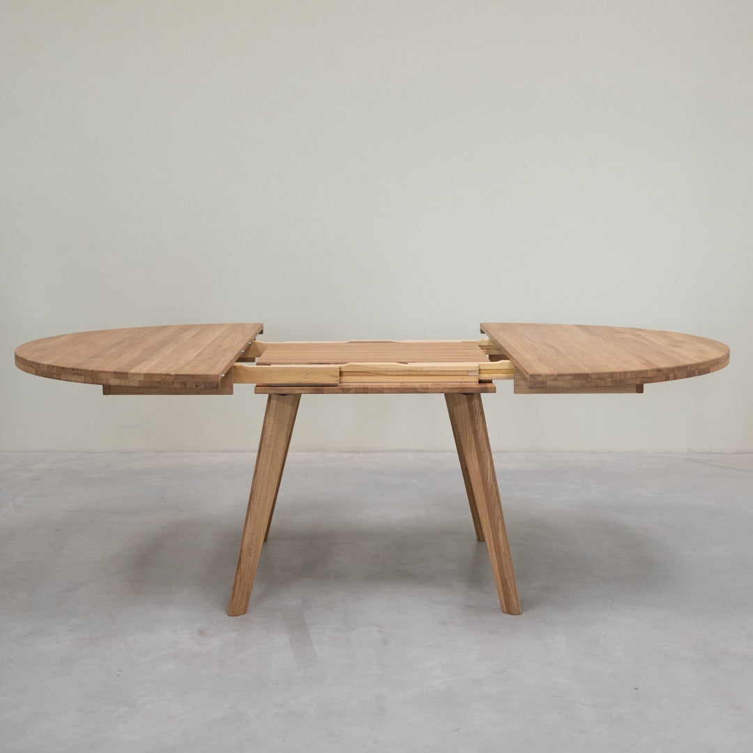 VESKOR Table de salle à manger ronde à rallonge en chêne massif LEA