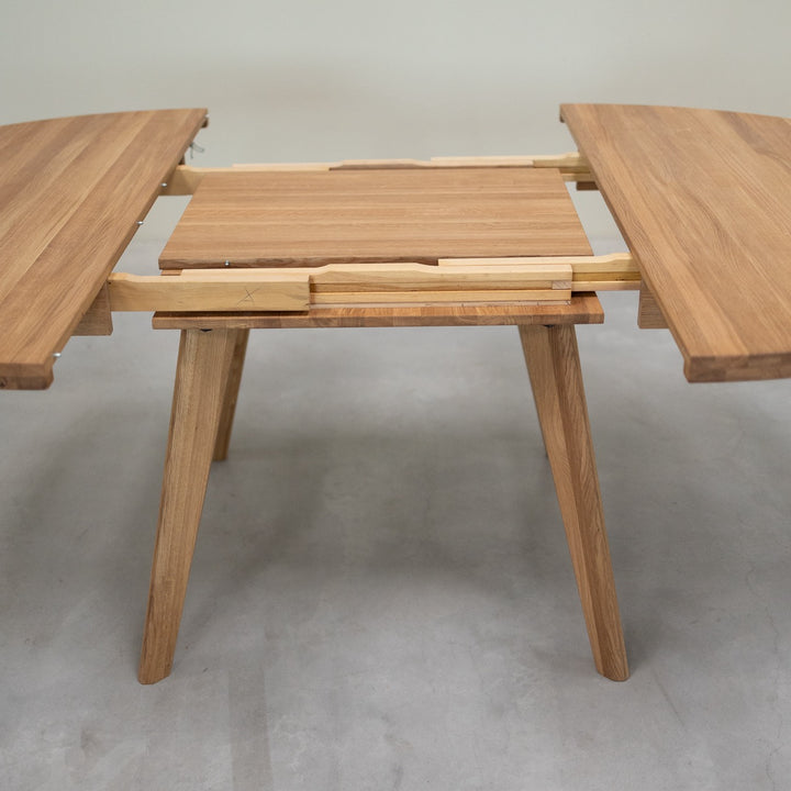 VESKOR Table de salle à manger ronde à rallonge en chêne massif LEA