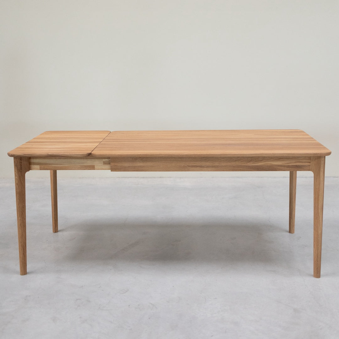 VESKOR Table de salle à manger à rallonge en chêne massif ASTRID