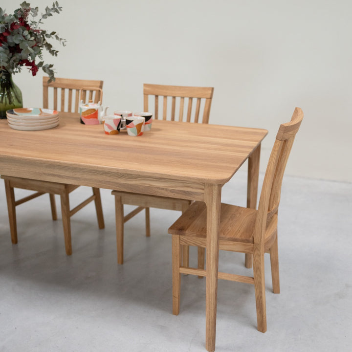 VESKOR Table de salle à manger à rallonge en chêne massif ASTRID