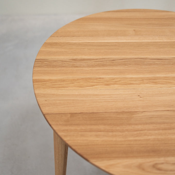 VESKOR Table de salle à manger ronde à rallonge en chêne massif LUNA
