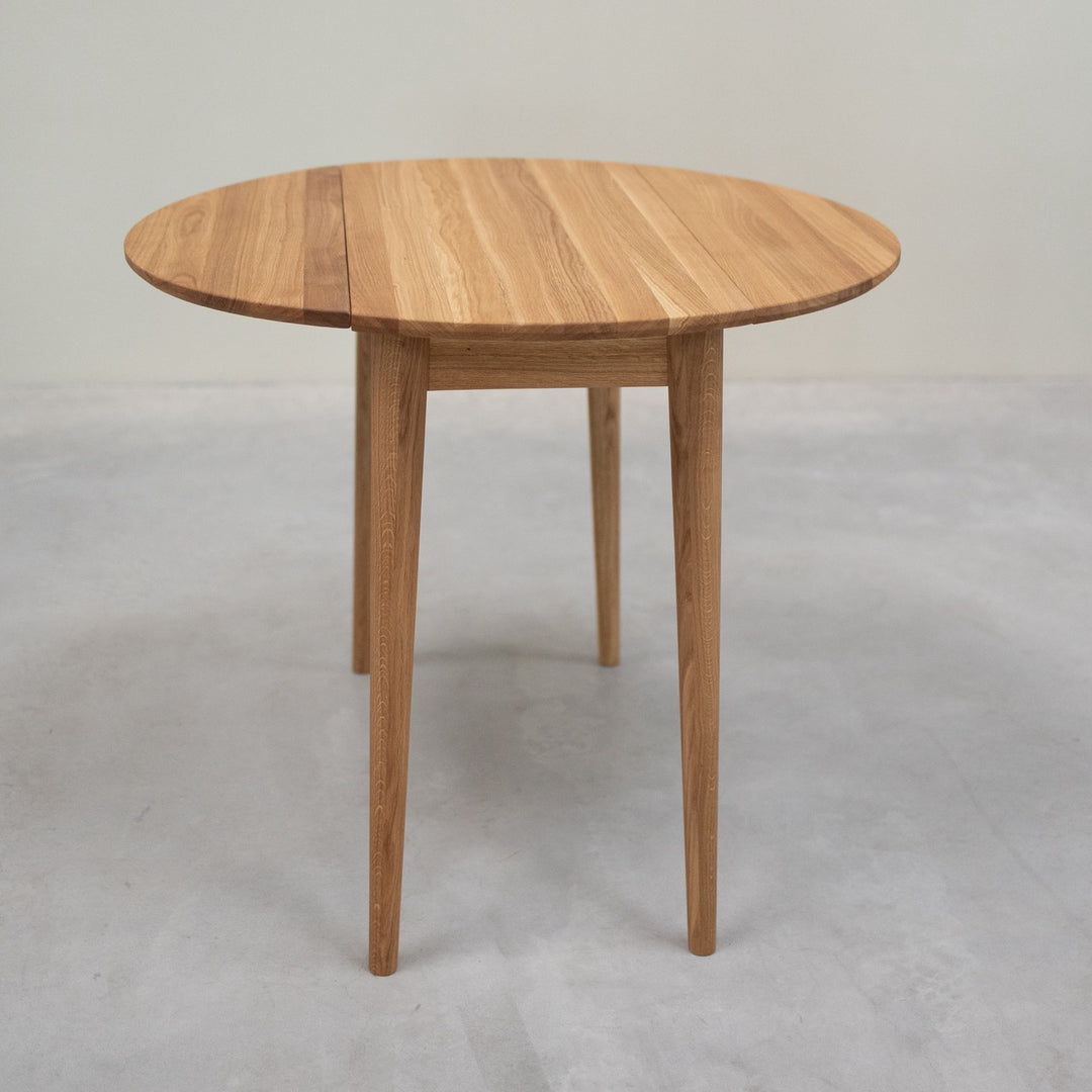 VESKOR Table de salle à manger ronde à rallonge en chêne massif LUNA