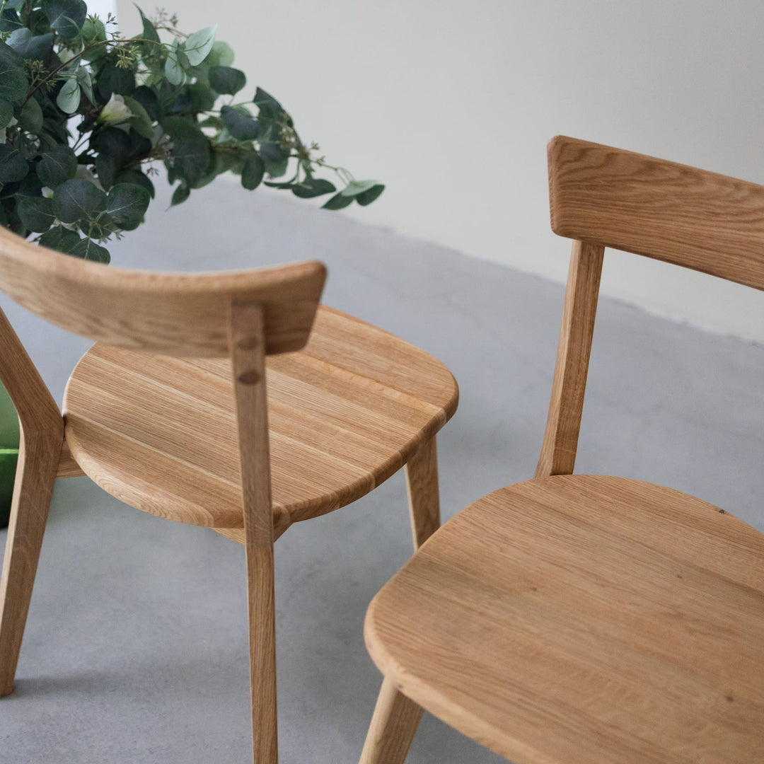 VESKOR Lot de chaises de salle à manger en chêne massif de la collection Victoria Meubles nordiques au design moderne Mobel.Store