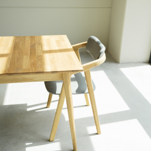  VESKOR Table de salle à manger à rallonge en chêne massif durable MALMO