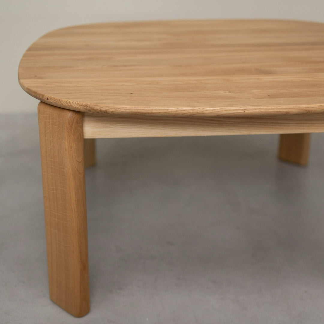 Mesa de centro de madera maciza roble Victoria | VESKOR