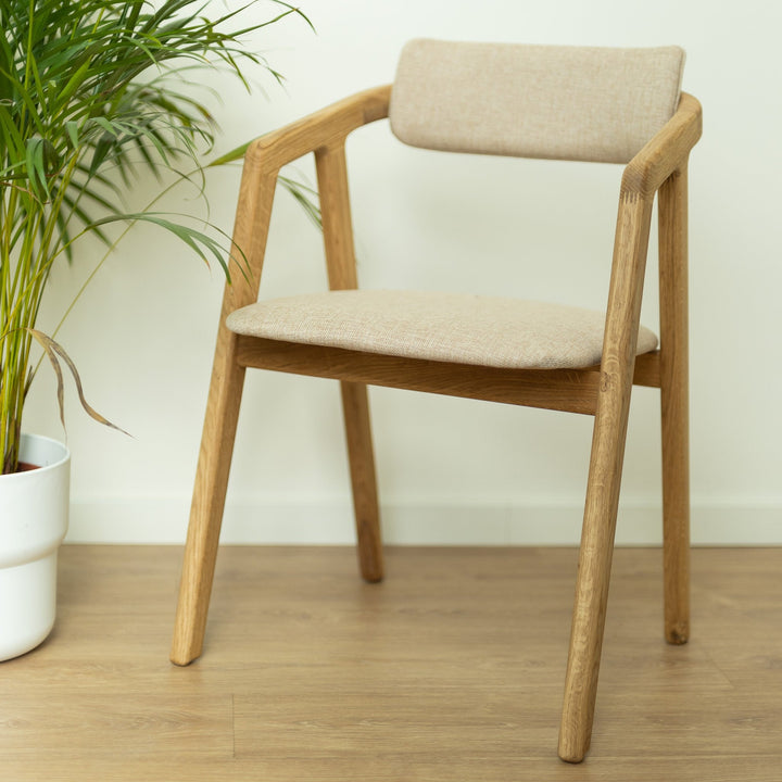 Lot de 2 ou 4 chaises de salle à manger rembourrées en chêne massif Soho | VESKOR