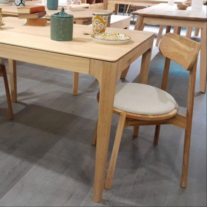 Table de salle à manger en chêne massif et hêtre durable karpis mobel.store
