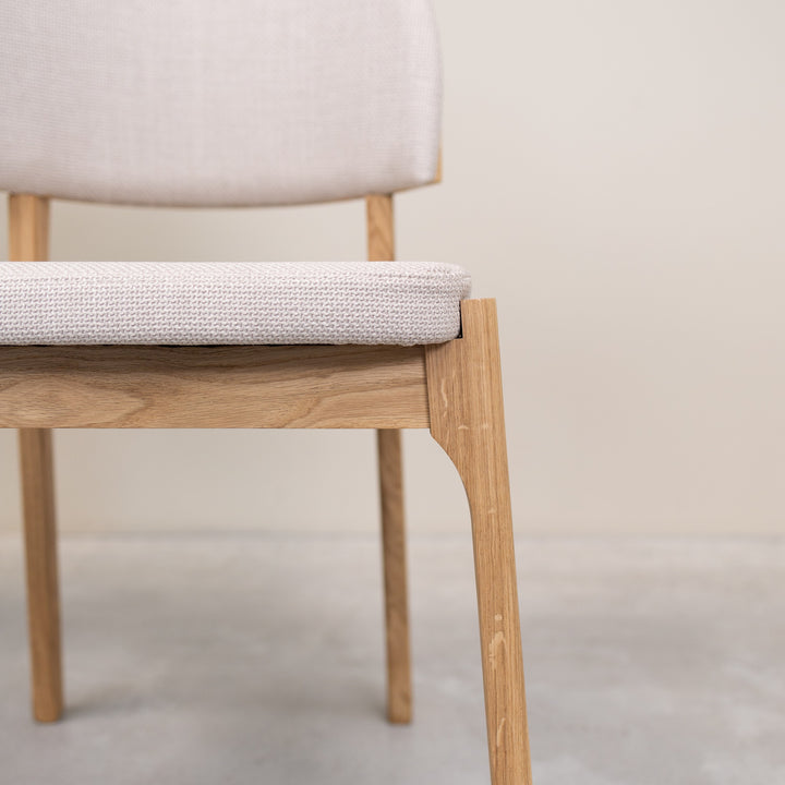 Lot de 2 ou 4 chaises en chêne massif Astrid | VESKOR