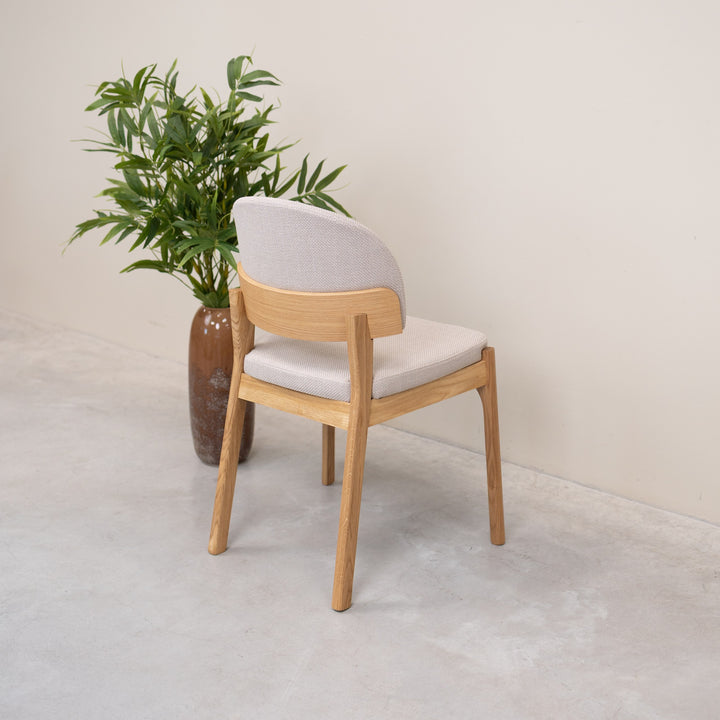 Lot de 2 ou 4 chaises en chêne massif Astrid | VESKOR