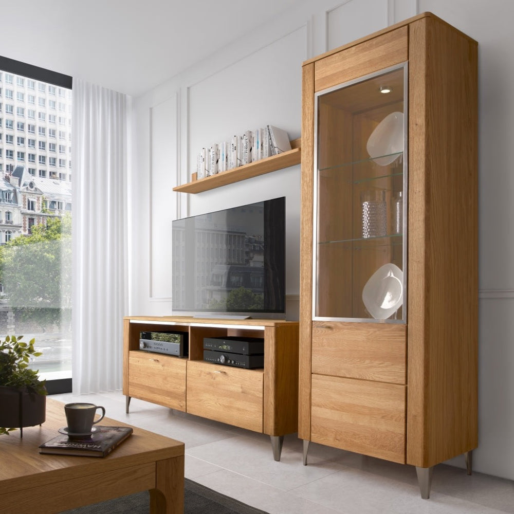 VESKOR Meubles en chêne massif de la collection Latina. Meubles nordiques au design moderne.
